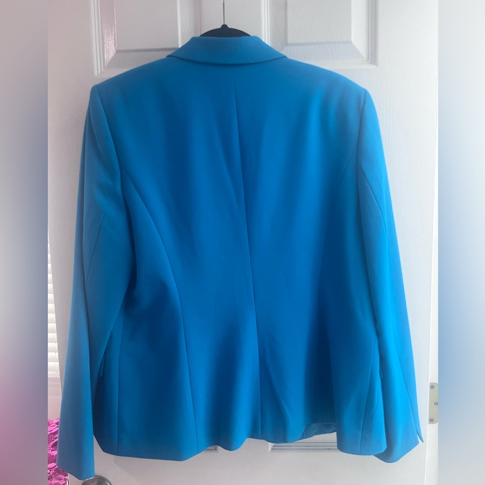 Blue blazer - Picture 2 of 2